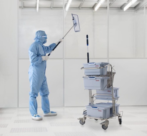 CE_pre-prepared_trolley_in use_FHP_08207.jpg