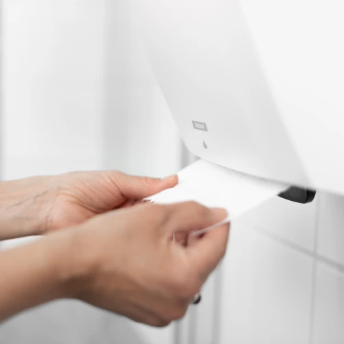 84739_katrin_system_hand_towel_roll_hybrid_dispenser_with_paper.png